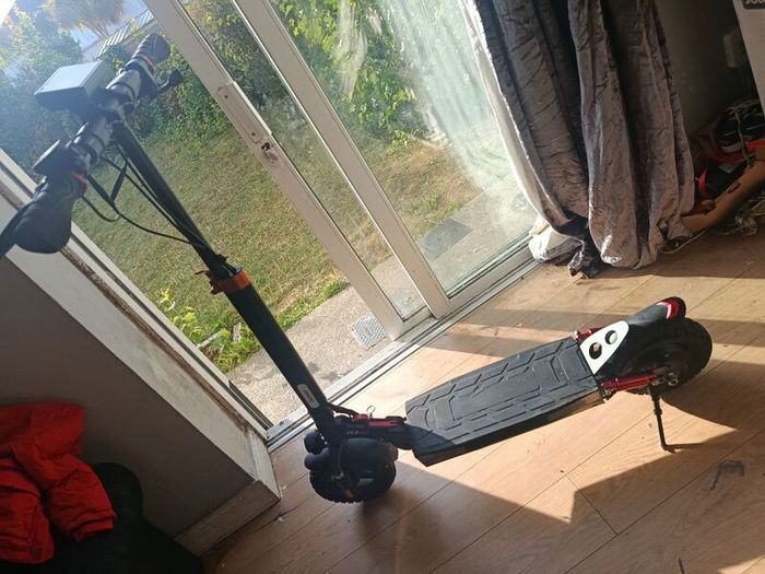 E scooter