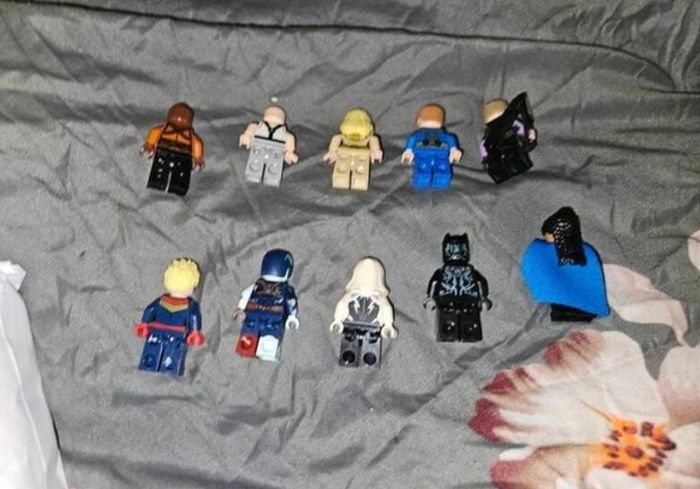 Lego Marvel Minifigure Bundle of 10