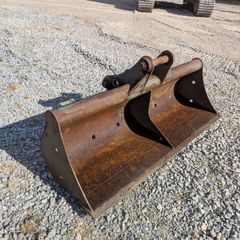 5ft (1.5m) Bucket 45mm Pins  Unused