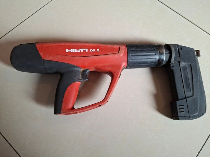 Hilti DX 5 SM Powder-actuated tool "Serviced"