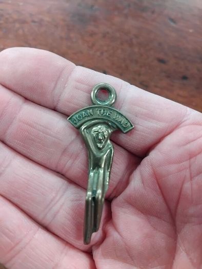 Joan The Wad Vintage charm