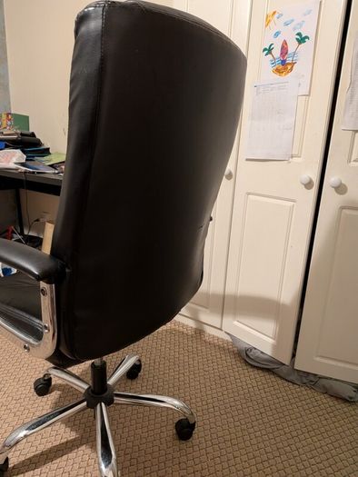 Selling office chair