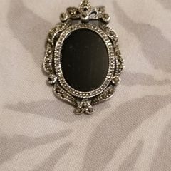 Brooch vintage style
