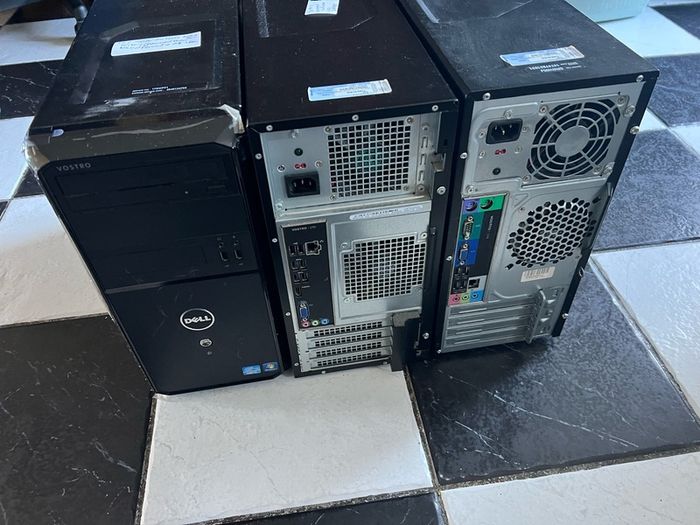 DELL VOSTRO ( 3 x CPU Towers for sale & pls Read Discretion)