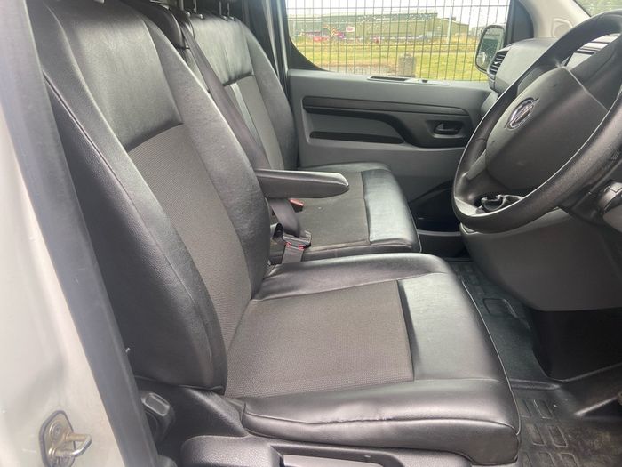 2022 Opel Vivaro 82km