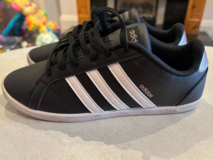 Adidas runners