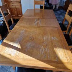 Kitchen table & 6 chairs - priced to sell