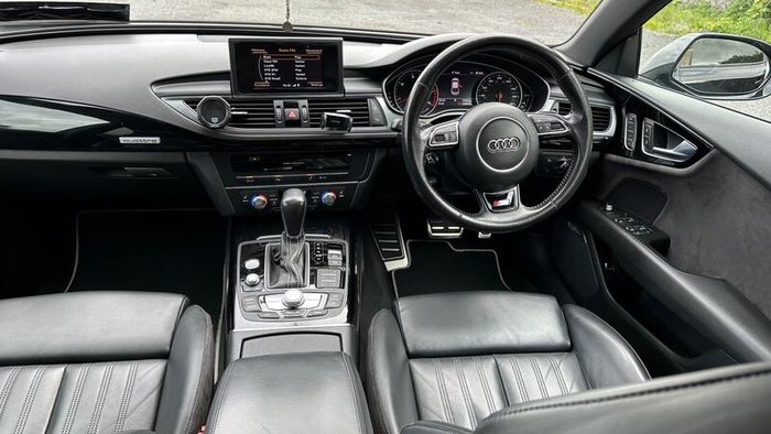 Audi A7 3.0l Quattro 272hp S-line Black Edition