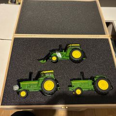 john deere 1:32 set
