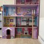 large doll house Image 4