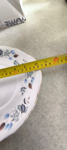 3 DIFFERENT PLATES - 1- Biscuit plateVintage Royal Grafton 1950s English Bone China Cake Plate 22.00 euro. 2- Biscuit plate Vintage 1960s, Colclough Linden Pattern Bone China .15.00 euro.3- Denby Halo Speckle Gray Coupe Dinner Plate 15.00 euro.