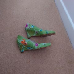 Green wedge shoes