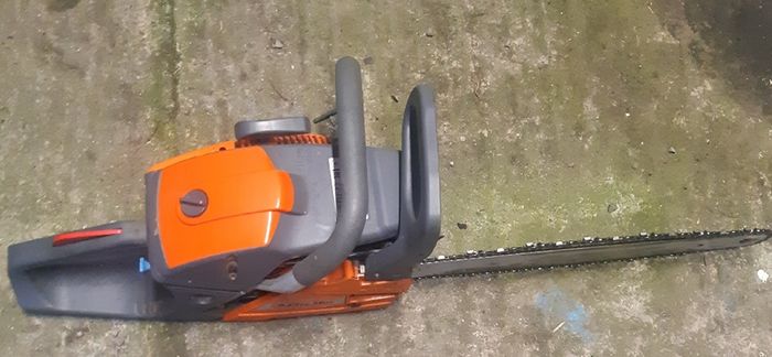Chainsaw