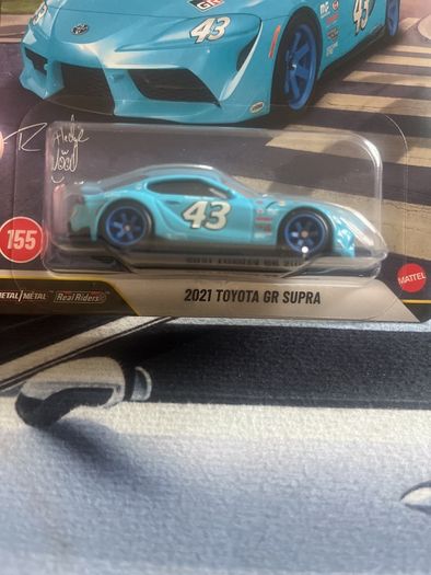 Hot wheels Premium #155 2021 Toyota Supra GR