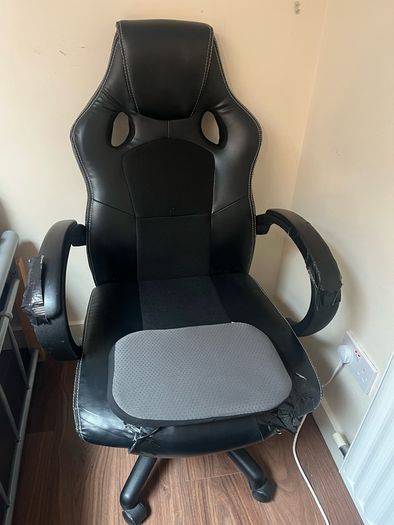 Gaming / Office Black Chair