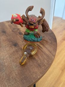 Skylanders Tree Rex Figure and Earth Orb Trap