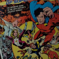 Who's Who in the Legion of Super-Heroes ! First Issue ! Copper Age Comic from 1988 ! by DC Comics !