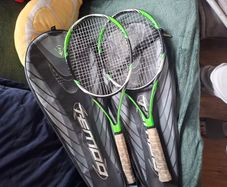 tennis racket