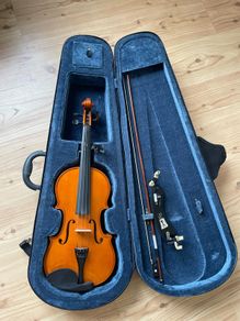 valencia violin with case