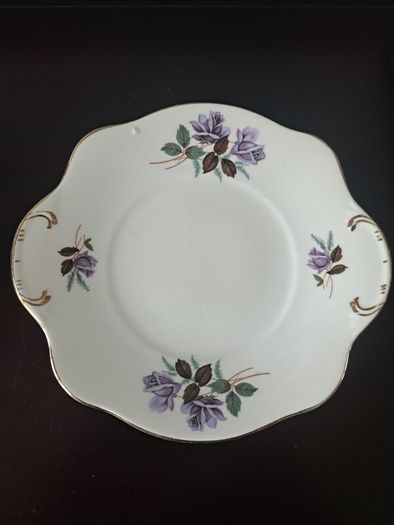 Cake Stand with 3 Vintage Plates