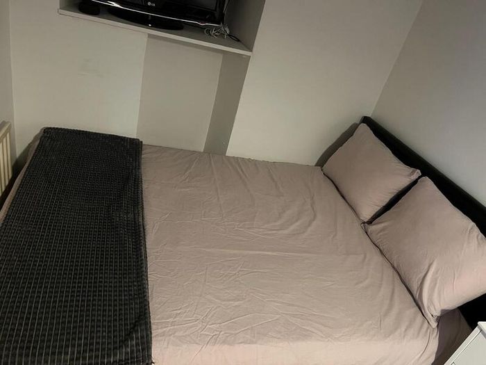 Storage Bed with Jysk mattress