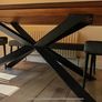 Table and chairs Image 2