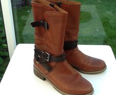 Clarks Leather Boots Size 40