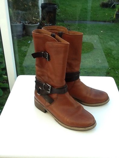Clarks Leather Boots Size 40