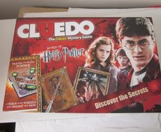 World of Harry Potter Edition Cluedo Classic  Mystery Family Hasbro Board Game Complete 2016