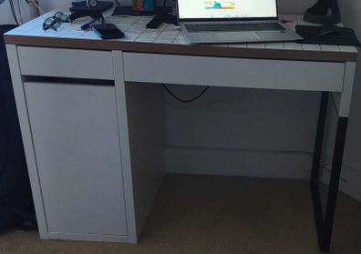 computer table
