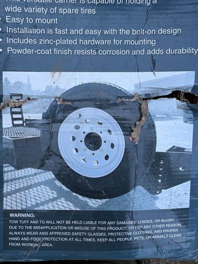 Spare tire carrier