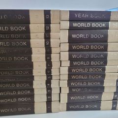 Vintage 1977 World Book Encyclopedia - Complete Set + 1978 Yearbook