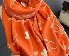 Chic Scarf  in a French Dedign