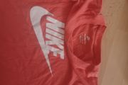 Nike t-shirt