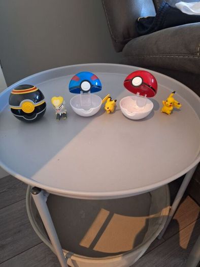 pokemon balls