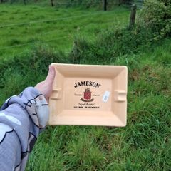 Jameson ashhtray possible to post