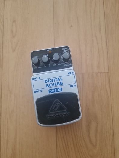behringer dr600 reverb