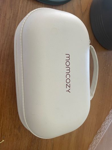 Momcozy wearable breast pump