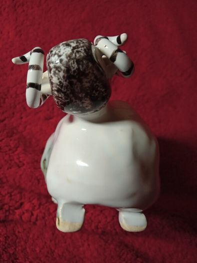 Old Ram  ( Ornament/ Figurine  )