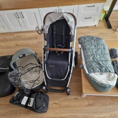 UPPAbaby Vista V2 Stroller Bundle
