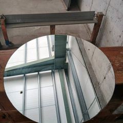 Round mirror