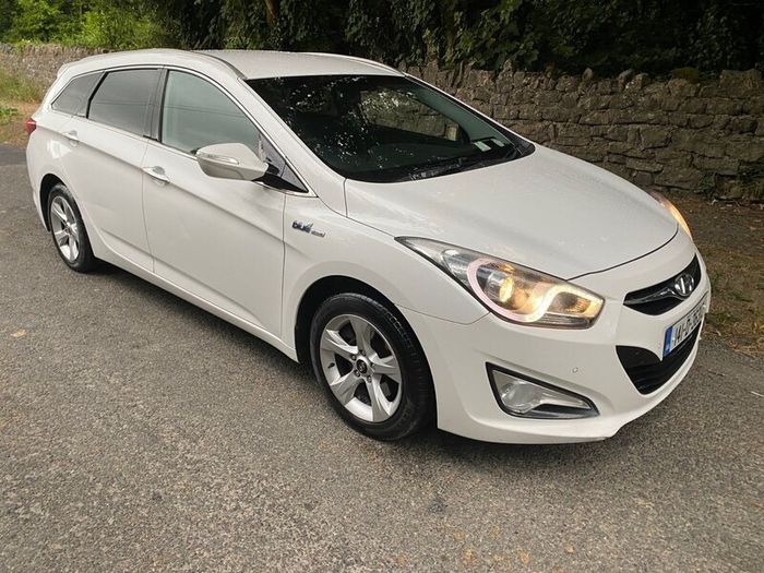 Hyundai I40 Luxury Touring Nct 7/27 Beautiful Exa