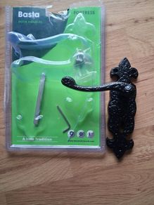 Door handle