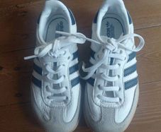 kids trainers