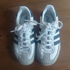 kids trainers