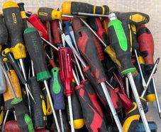 Over 100 screwdrivers