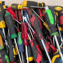 Over 100 screwdrivers