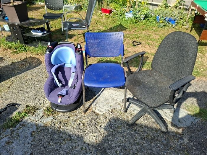 1 office chair, 1 school chair 1 kids drive chair