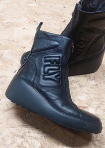 Fly Ankle Boots size 38