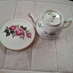 Carrigakine Pottery Cork Ireland Tea Pot And a pottery  carraigaline  stand plate
